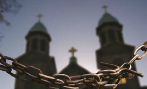 Nova lei nos Emirados rabes pode ajudar cristos perseguidos