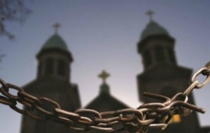 Nova lei nos Emirados rabes pode ajudar cristos perseguidos